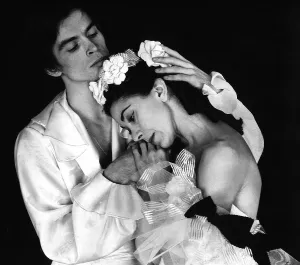 Actions Prints: Dame Margot Fontaine ballet dancing with Rudolph Nureyev