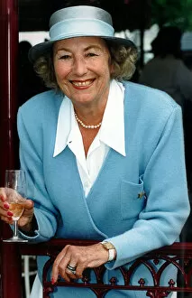 01478 Collection: Dame Vera Lynn at Hampton Court Flower Show - 05 / 07 / 1994