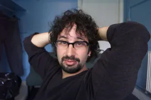 Entertain Prints: David Baddiel in his dressing room June 1999 before the Comic Relief Debt Wish
