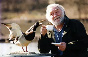 Statue Prints: David Bellamy checks out the new Weland Experience Unit at the Washington Wildfowl Park