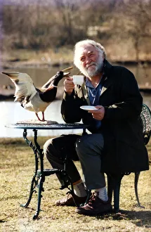 00491 Prints: David Bellamy checks out the new Weland Experience Unit at the Washington Wildfowl Park