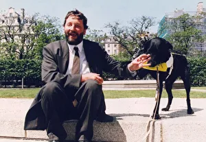 01495 Prints: David Blunkett with new guide dog - 26th May 1994 (94 / 5344)