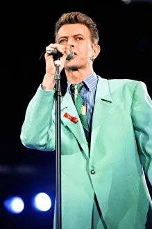 David Bowie performing at The Freddie Mercury Tribute Concert for Aids Awareness