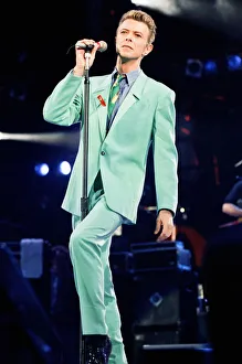 David Bowie performing at The Freddie Mercury Tribute Concert for Aids Awareness