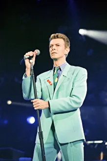 David Bowie performing at The Freddie Mercury Tribute Concert for Aids Awareness