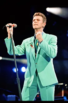 David Bowie performing at The Freddie Mercury Tribute Concert for Aids Awareness