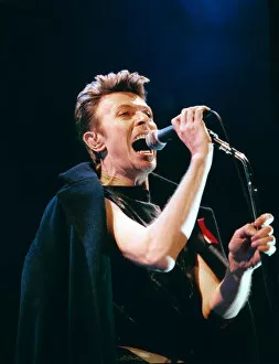 Manchester Collection: David Bowie performs at The NYNEX Arena, Manchester, as part of his Outside Tour