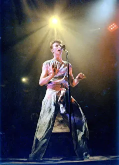 00884 Prints: David Bowie, singer playing Cardiff - Copyright - Western Mail and Echo Ltd
