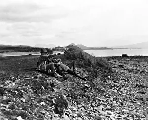 David Lloyd George and Lord Milner (both sitting up) on holiday in North Wales