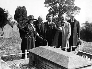 Lawyer Prints: David Lloyd George visiting the grave of the late William Llewelyn Williams