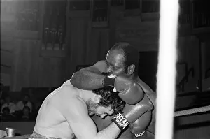01299 Prints: David Pearce v Neville Meade for the BBBofC Heavyweight Title