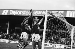 David Platt blasts the ball past Neville Southall for Villas fourth goal