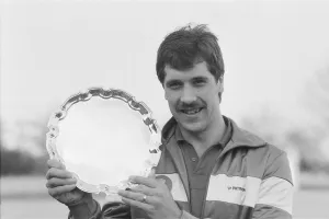David Seaman, Goalkeeper, with his Young Player Of The Month Award for December 1985