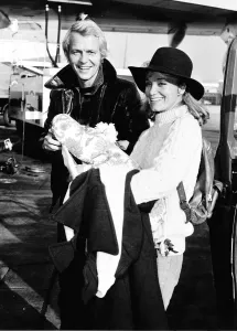 David Soul Actor with girlfriend Lynne Marta - November 1976 Dbase MSI