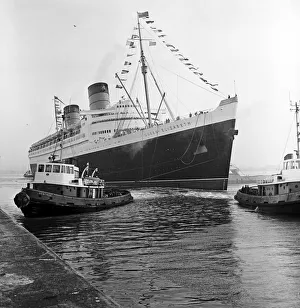 Cruise Prints: On this day 15th November 1968 The Cunard flagship Queen Elizabeth