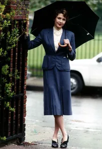 00151 Prints: Deborah Barrymore daughter of Roger Moore April 1989 DBase
