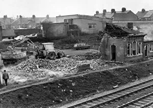 Images Dated 18th March 1976: Demolition of Abbey Street Station, Nuneaton. 18th March 1976