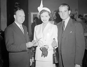 00044 Prints: Denholm Elliot seen here with his wifr at the 1950 Derwent awards March 1950