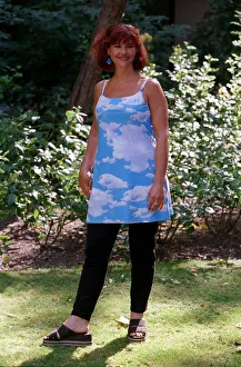 00139 Prints: Denise Black Actress August 1998 Who will be staring in The Scarlet Pimpernel in a