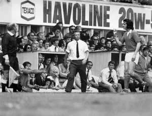 Derby v. Everton. Roger Kenyon disgusted after Derbys 2nd goal
