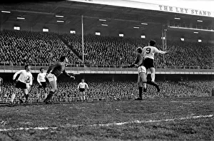 Derby v. Nottingham Forest. Durban between Hennessey left the Winfield