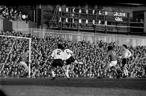 Derby v. Nottingham Forest. Valleyham fanss 1st goal scored by No