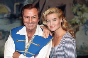 Pantomime Prints: Des O Connor as Buttons and Jodie Wilson as Cinderella appearing in Cinderella