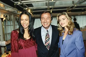 Des O Connor with Jody wilson and Dina Carroll at Variety Club lunch - February 1994
