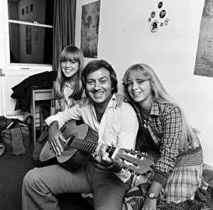 Guitar Prints: Des O Connor playing guitar at home with his daughters Samantha and Tracy