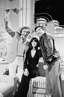 Mistletoe Prints: Des O Connor plays genial host to his guests Jimmy Tarbuck and Mart Caine