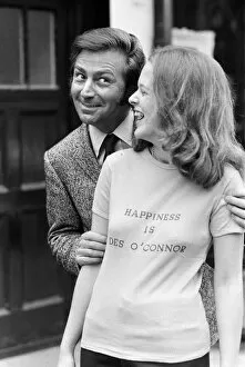 00972 Collection: Des O Connor returns to the London Palladium for a four week engagement in the third