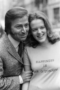 00972 Prints: Des O Connor returns to the London Palladium for a four week engagement in the third
