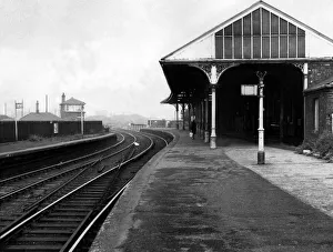 Tracks Prints: The desolate High Shields Railway Station on 22nd October 1969