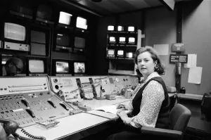 00823 Prints: Diana Edwards-Jones makes her own piece of history during the coming general election by