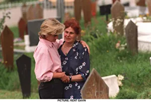 Overseas Prints: Diana, Princess of Wales makes a three day visit to Bosnia - Herzegovina as part of her