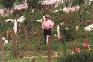 Caring Prints: Diana, Princess of Wales makes a three day visit to Bosnia - Herzegovina as part of her