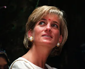 Thoughtful Prints: Diana, Princess of Wales during her visit to the Shri Swaminarayan Mandir Hindu Temple in