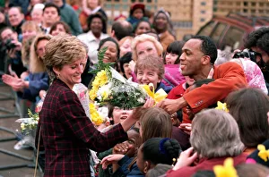 DIANA, THE PRINCESS OF WALES VISITS A HOSTEL FOR THE HOMELESS IN LONDON - 1993