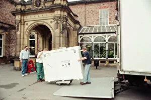 Images Dated 19th September 1996: The Dice Players, is moved from its home in Preston Hall Museum in readiness for its trip