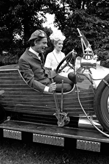00893 Prints: Dick Van Dyke and Sally Ann Howes with Chitty Chitty Bang Bang at Pinewood Studios