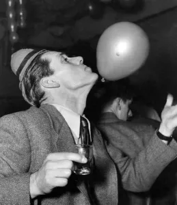 Balloonist Prints: The Directors of Tottenham Hotspur F. C gave a Xmas luncheon to their players