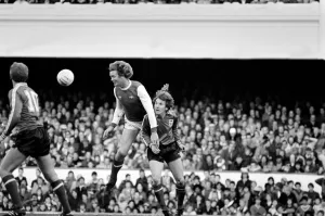 Division 1 football. Arsenal 2 v. Sunderland 2. October 1980 LF04-44-037