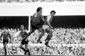 Division 1 football. Arsenal 2 v. Sunderland 2. October 1980 LF04-44-070