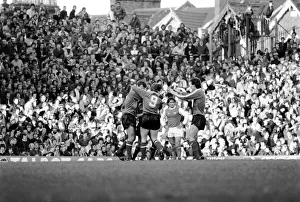 Division 1 football. Arsenal 2 v. Sunderland 2. October 1980 LF04-44-036