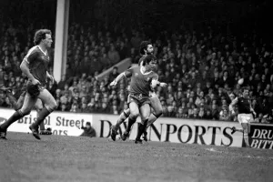 Division One Football 1980 / 81 Season Aston Villa v Middlesbrough, Villa Park