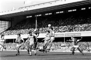 Division One Football 1985 / 86 Season, Arsenal v Aston Villa, Highbury