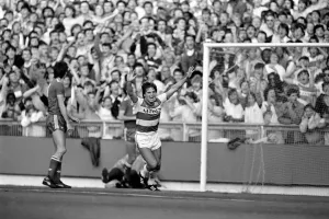 Division One Football 1985 / 86 Season, Queens Park Rangers v Liverpool, Loftus Road