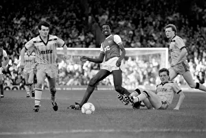 Division One Football 1985 / 86 Season, Arsenal v Aston Villa, Highbury