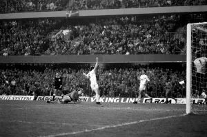 Division One Football 1985 / 86 Season. Chelsea v. Tottenham Hotspur, Stamford Bridge