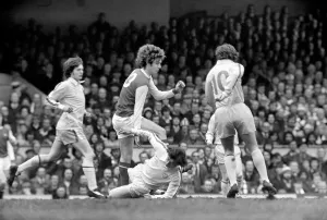Division One Football Arsenal v Leeds United 1974 / 75 Season